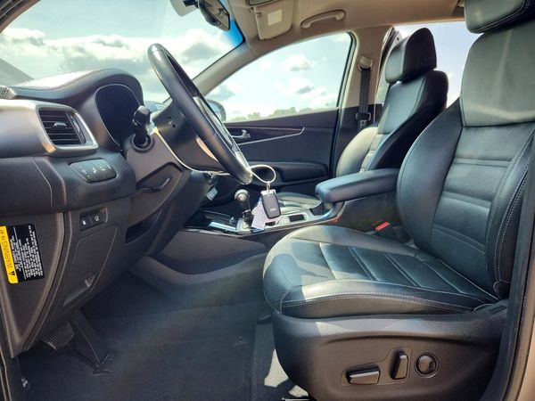 2017 KIA SORENTO EX
