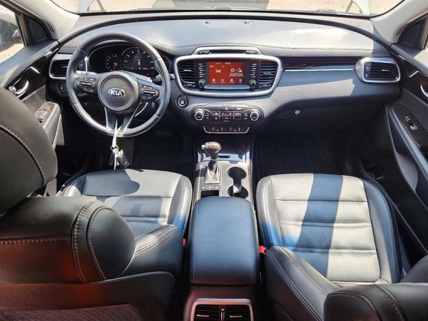 2017 KIA SORENTO EX