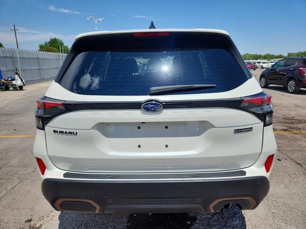 2025 SUBARU FORESTER Sport