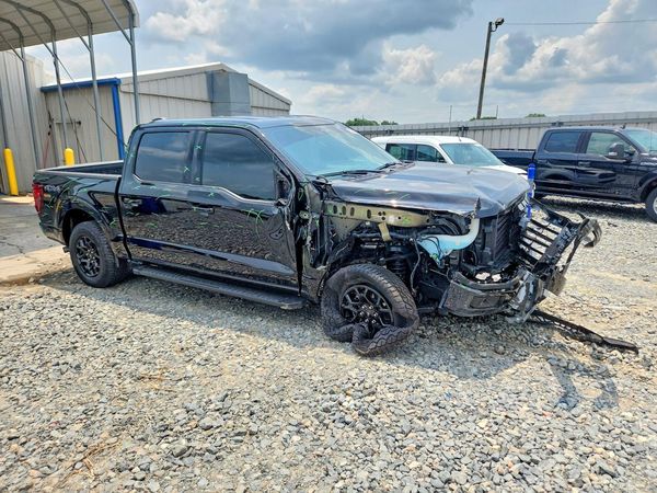2026 FORD F150 XLT