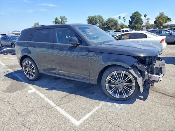 2025 LAND ROVER RANGE ROVER SPORT P360 SE