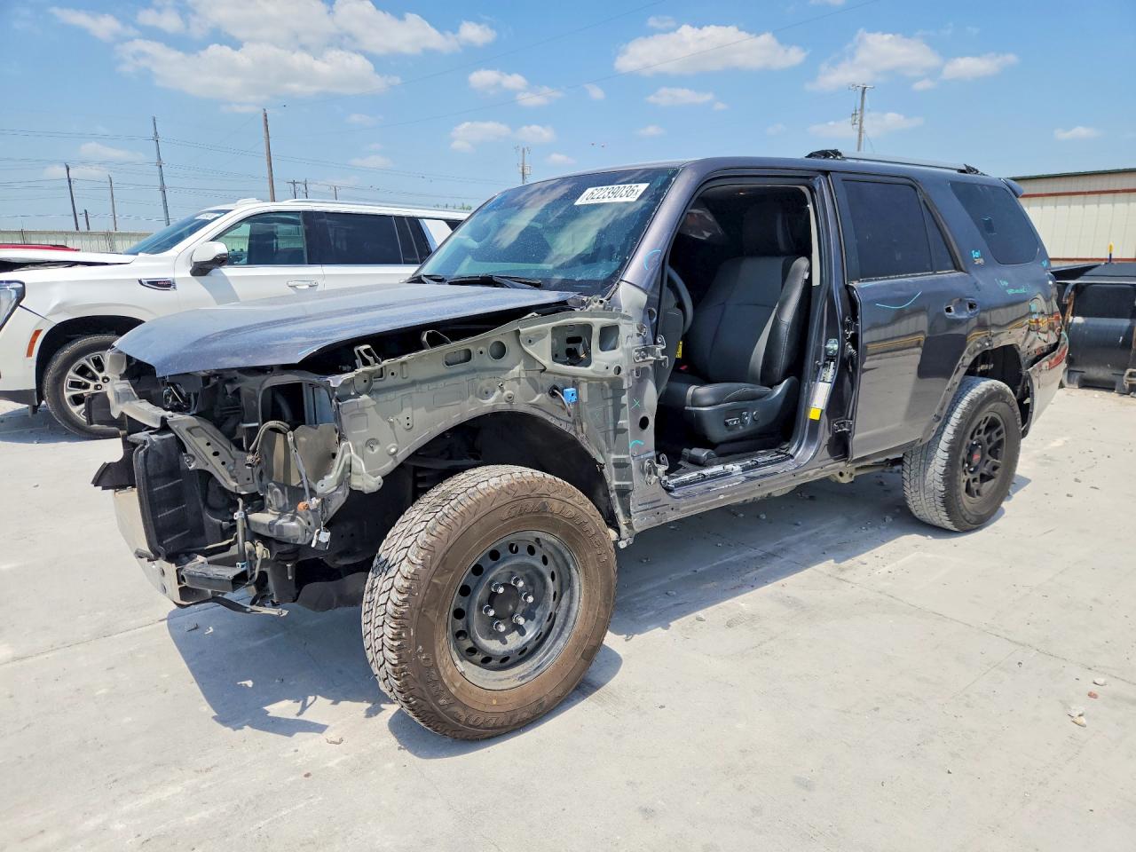 2022 TOYOTA 4RUNNER SR5 Prem