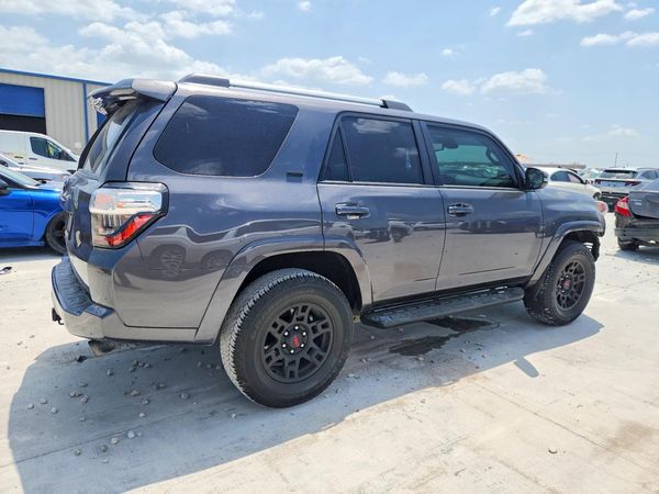 2022 TOYOTA 4RUNNER SR5 Prem