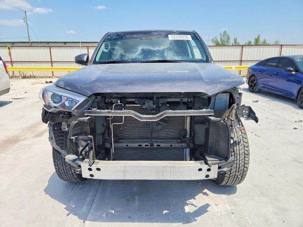2022 TOYOTA 4RUNNER SR5 Prem