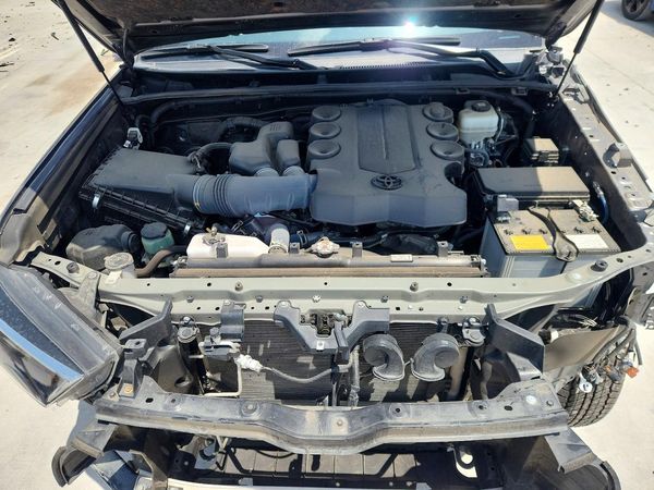 2022 TOYOTA 4RUNNER SR5 Prem