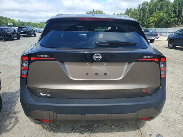 2025 NISSAN KICKS