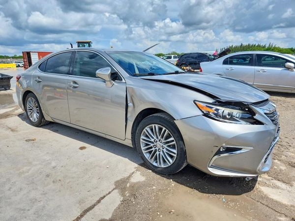 2016 LEXUS ES 350