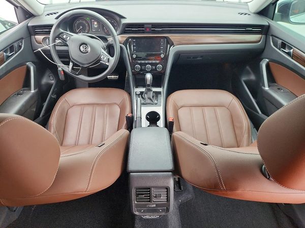 2022 VOLKSWAGEN PASSAT Limited Edition