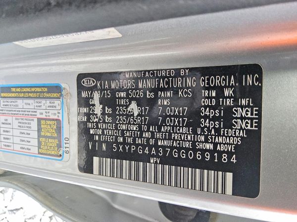 2016 KIA SORENTO L / LX