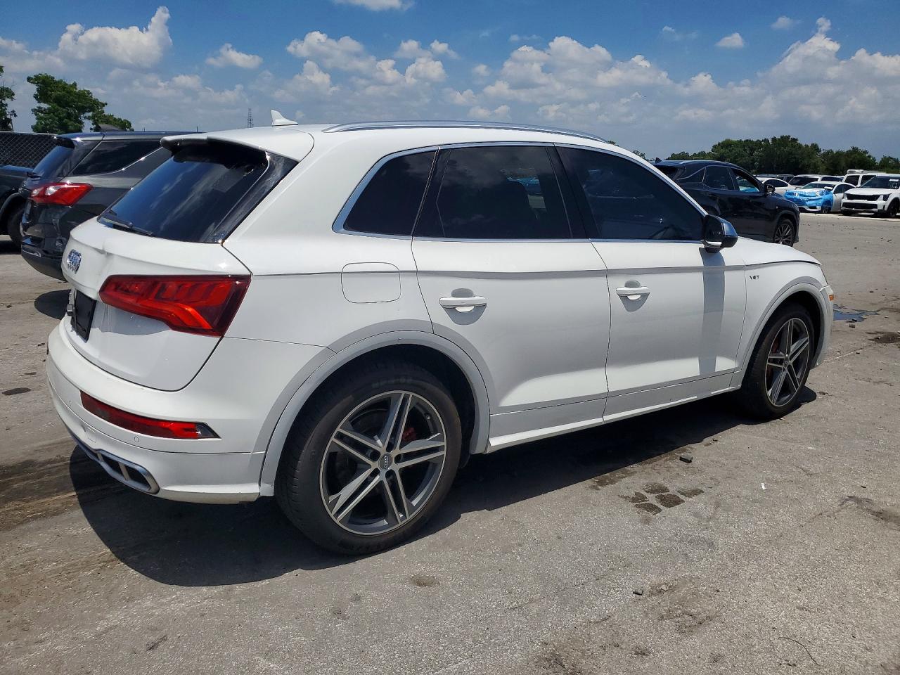 2018 AUDI SQ5