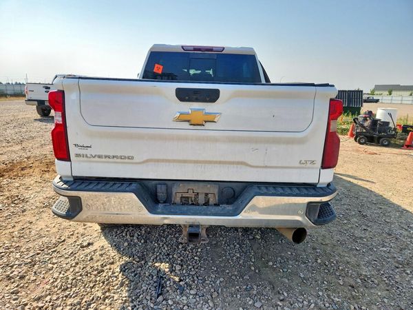2023 CHEVROLET SILVERADO LTZ