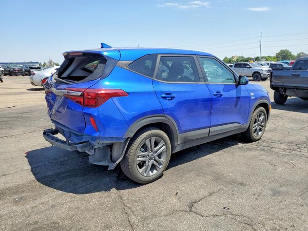 2022 KIA SELTOS LX