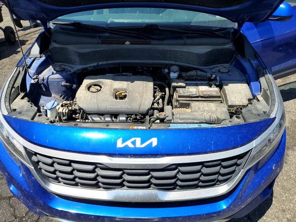 2022 KIA SELTOS LX