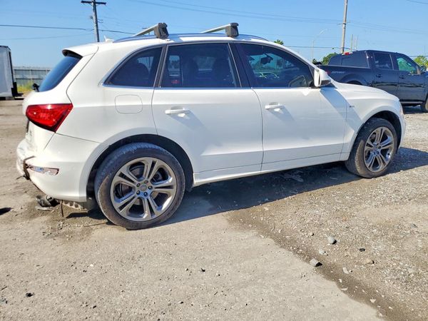 2013 AUDI Q5 Premium Plus