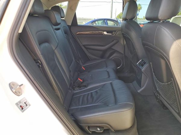 2013 AUDI Q5 Premium Plus
