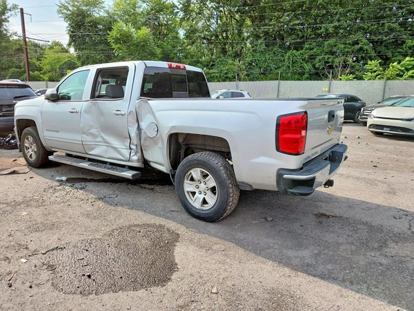 2017 CHEVROLET SILVERADO LT
