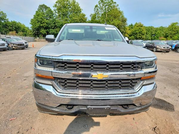 2017 CHEVROLET SILVERADO LT