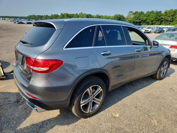 2018 MERCEDES-BENZ GLC GLC300