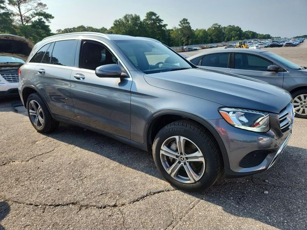 2018 MERCEDES-BENZ GLC GLC300