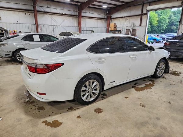 2014 LEXUS ES 300h