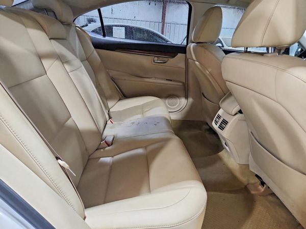 2014 LEXUS ES 300h