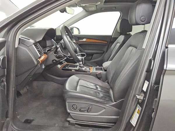2022 AUDI Q5