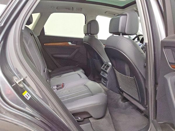 2022 AUDI Q5
