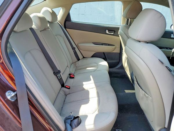 2016 KIA OPTIMA GL
