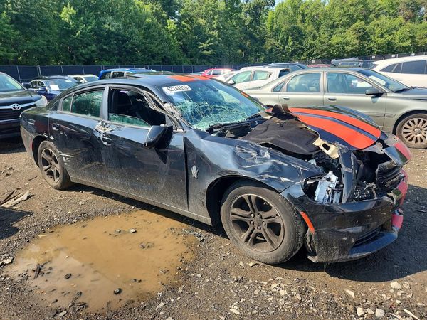 2019 DODGE CHARGER SXT — Passenger 3/4