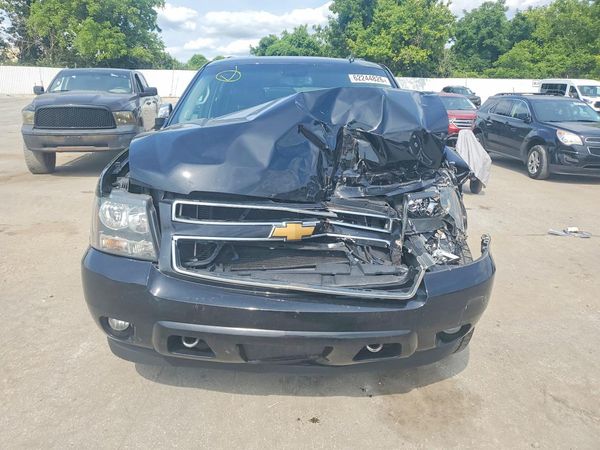 2014 CHEVROLET SUBURBAN LTZ