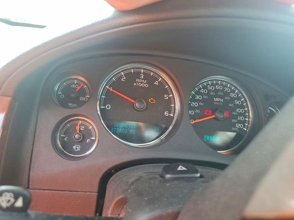 2014 CHEVROLET SUBURBAN LTZ