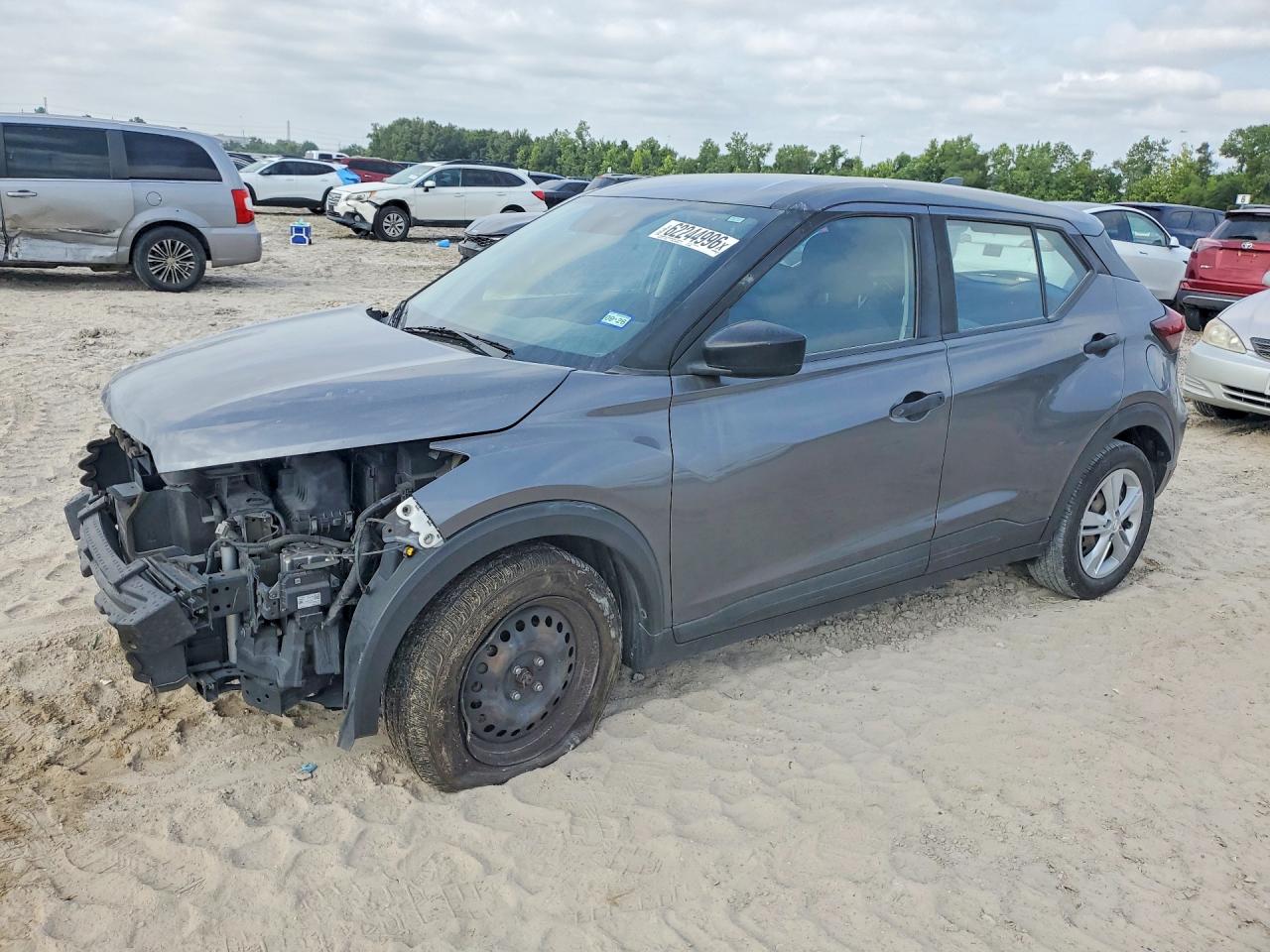 2022 NISSAN KICKS S