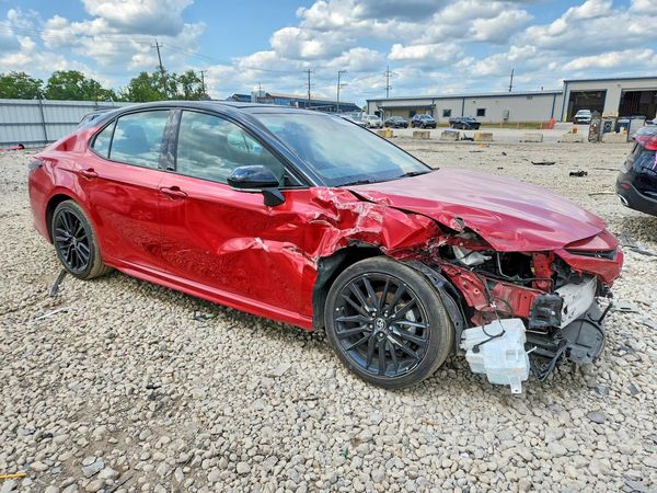 2024 TOYOTA CAMRY XSE