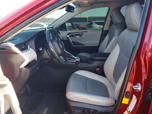 2019 TOYOTA RAV4 Limited