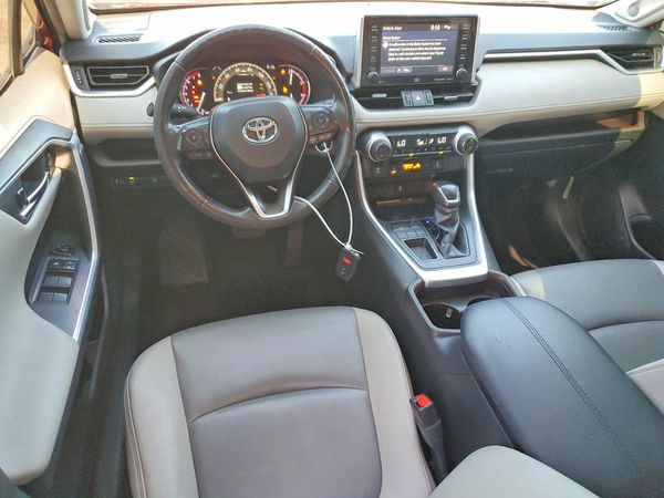 2019 TOYOTA RAV4 Limited
