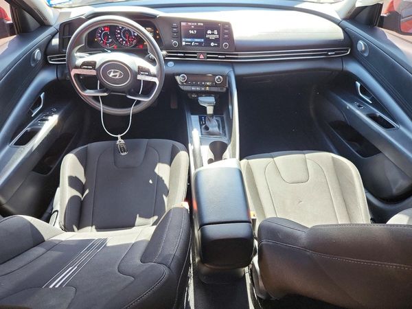 2021 HYUNDAI ELANTRA