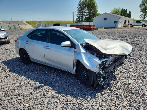 2018 TOYOTA COROLLA L/LE/SE/XLE/XSE — Passenger 3/4