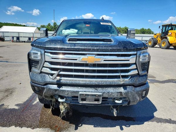 2024 CHEVROLET SILVERADO High Country