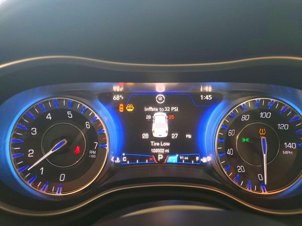 2015 CHRYSLER 300 Limited