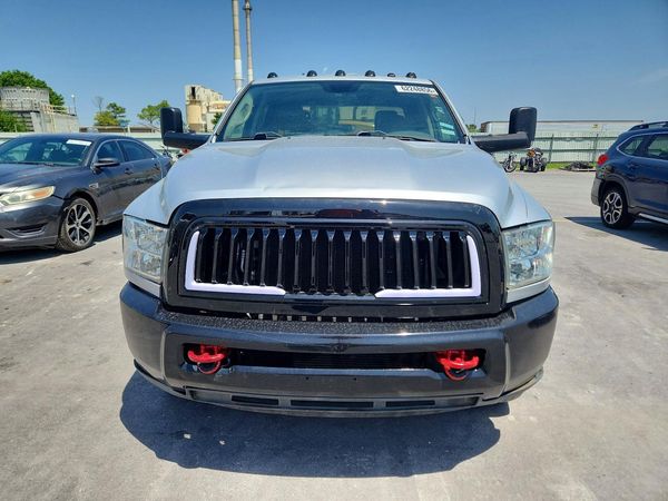 2017 RAM 3500 ST