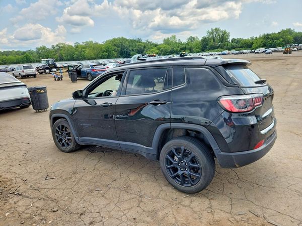 2022 JEEP COMPASS