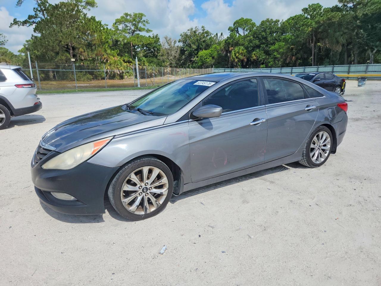 2013 HYUNDAI SONATA