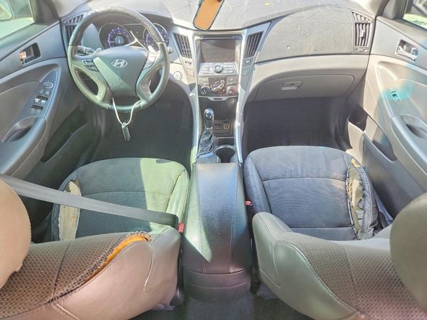 2013 HYUNDAI SONATA