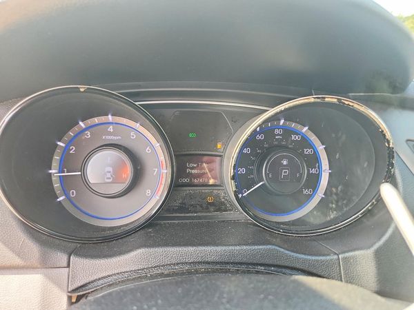 2013 HYUNDAI SONATA