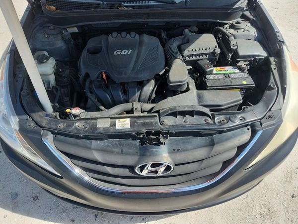 2013 HYUNDAI SONATA