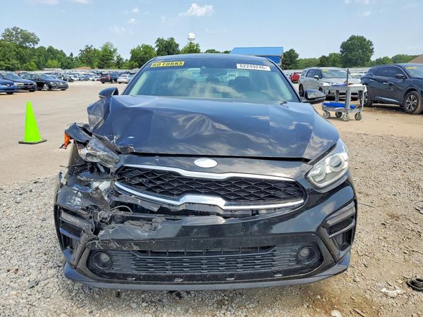 2021 KIA FORTE EX