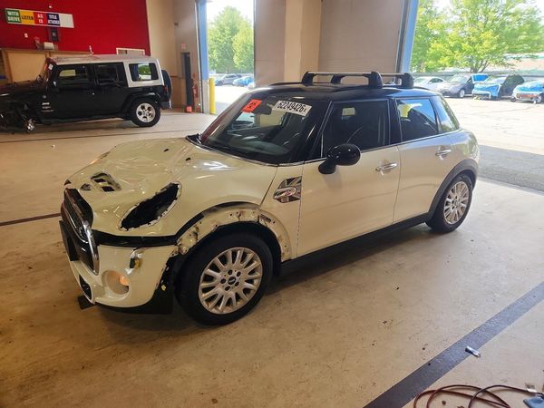 2016 MINI COOPER