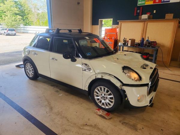 2016 MINI COOPER