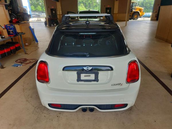 2016 MINI COOPER