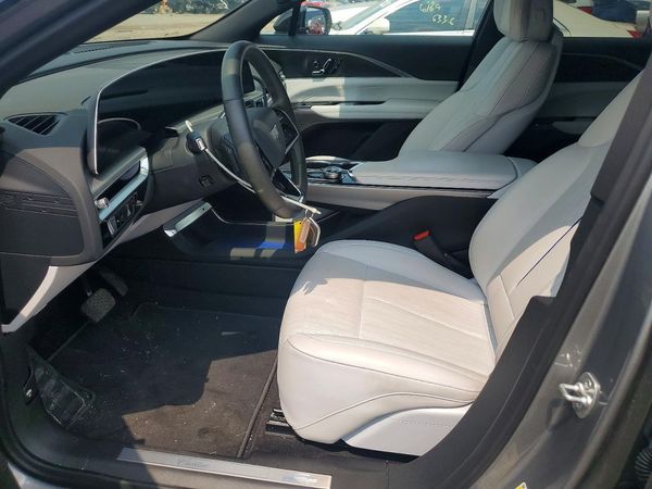 2025 CADILLAC LYRIQ Sport 1